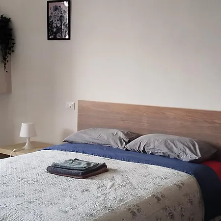 Treehouse - Spacious Private In Near Station & Airport *